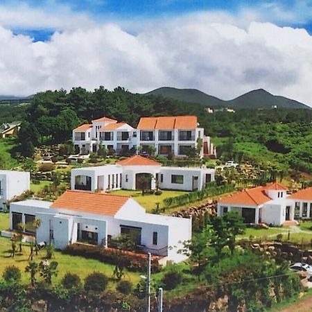 Araaura Pension Jeju Esterno foto