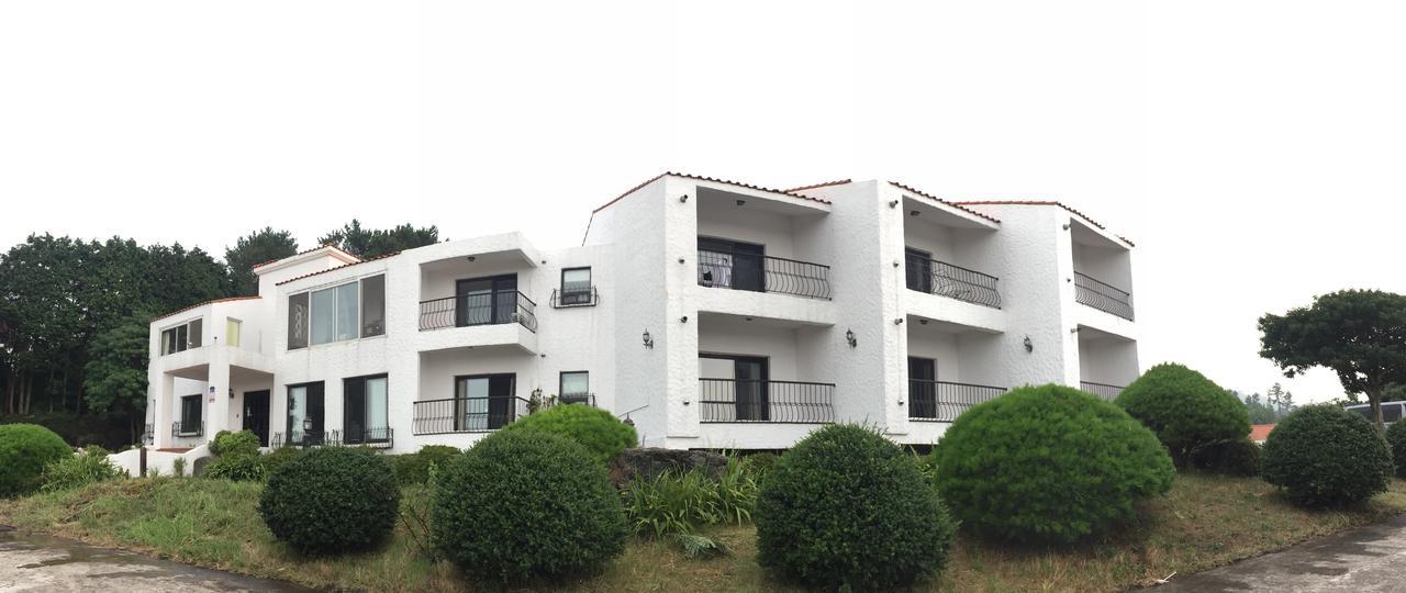 Araaura Pension Jeju Esterno foto